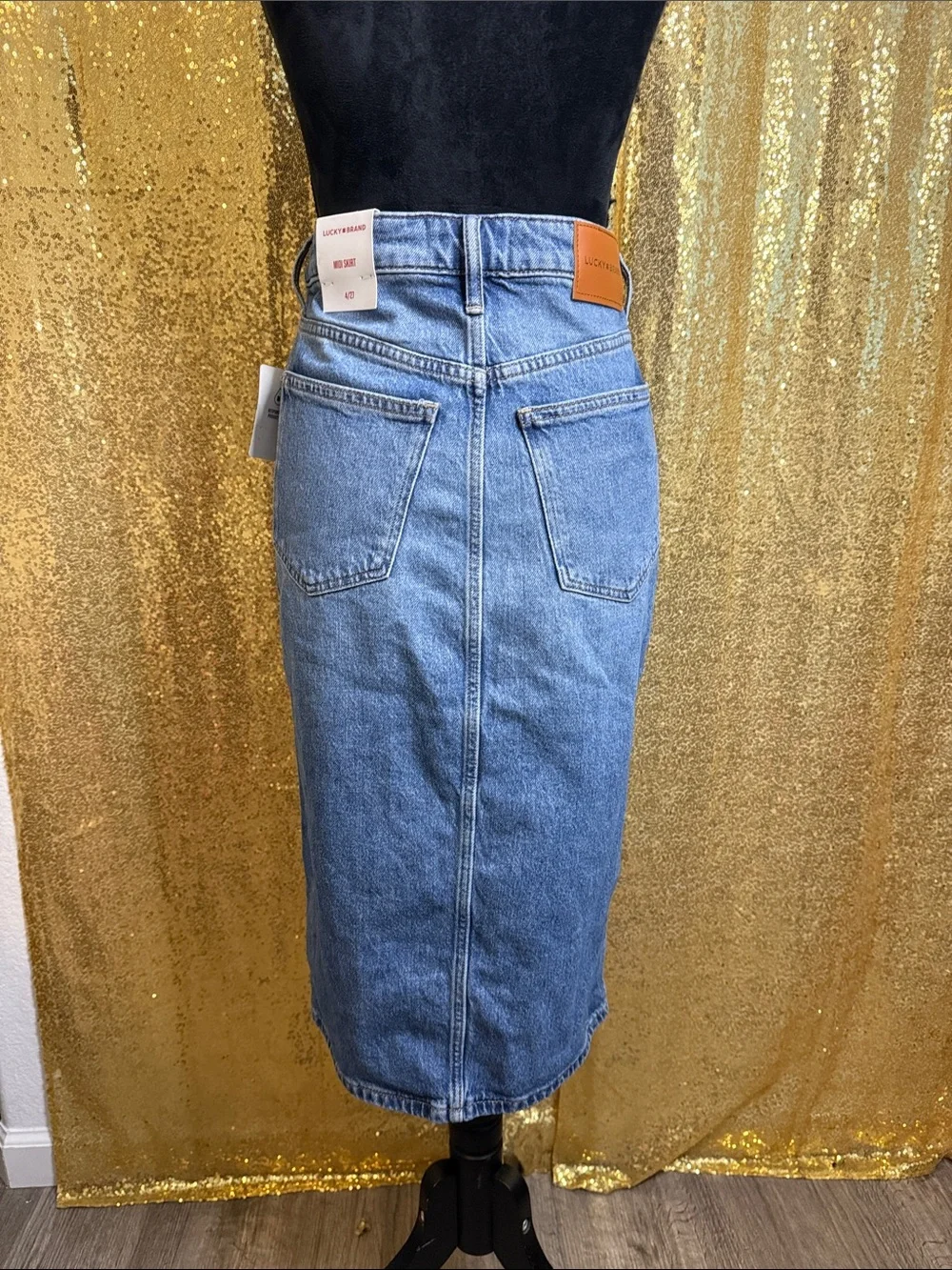 Lucky Brand Light Blue Denim Jeans with Tan Leather Logo Patch
